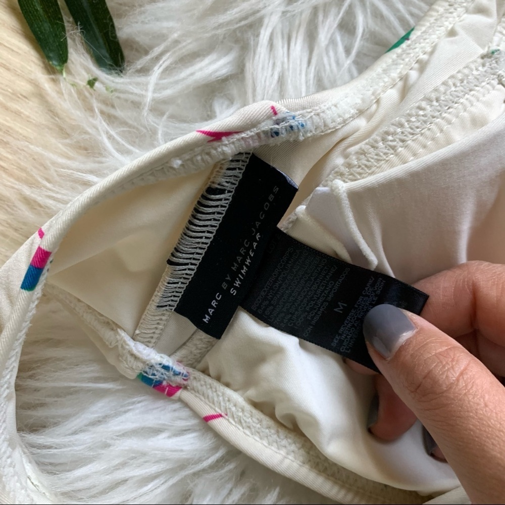 Marc by Marc Jacobs Halter Padded Bikini Top. Size M - Picture 5 of 7